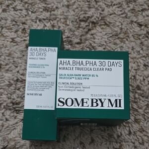 Some By Mi AHA BHA PHA Toner and  Clear Pads